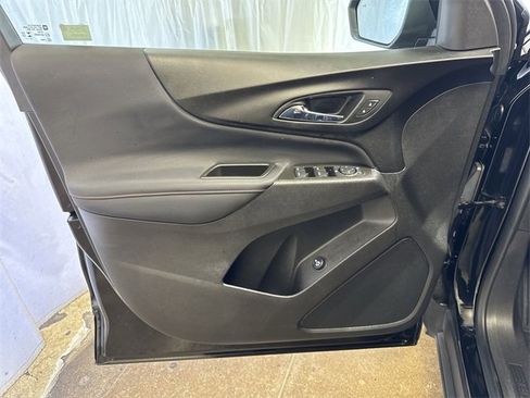 Certified 2024 Chevrolet Equinox RS image 21