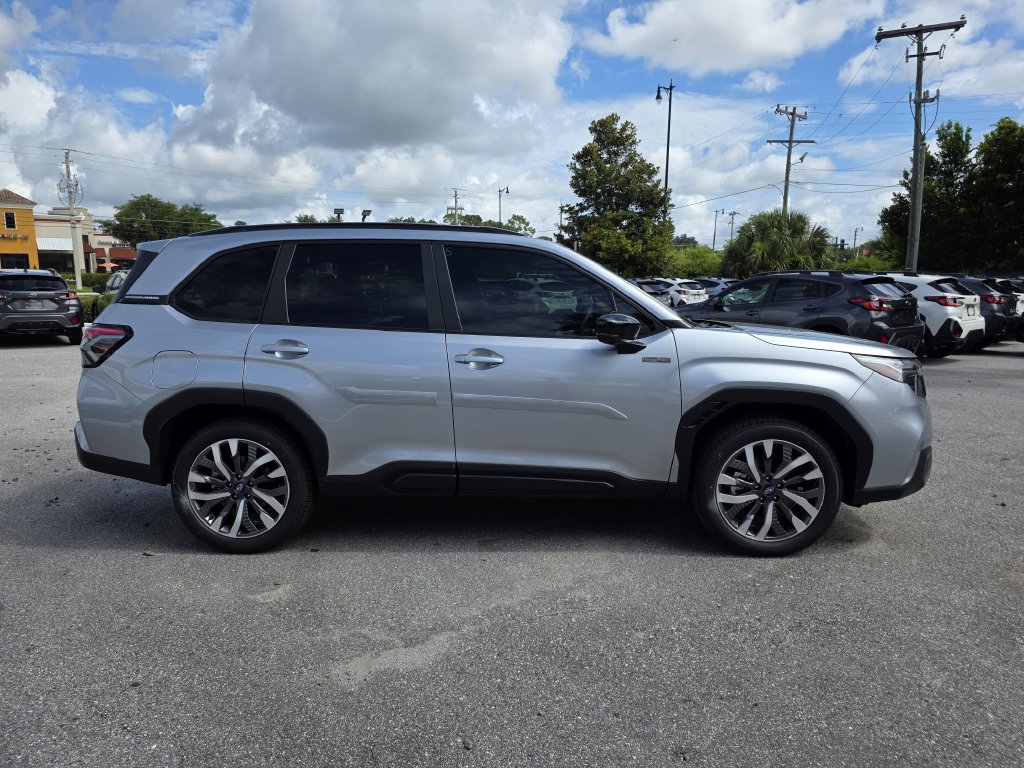 New 2026 Subaru Forester Touring AWD/4WD image 2