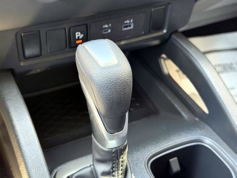 Used 2023 Nissan Frontier S w/ Technology Package AWD/4WD image 31