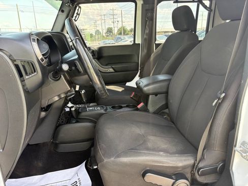 Used 2018 Jeep Wrangler Unlimited Sport S AWD/4WD image 20