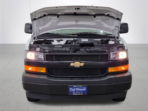 Used 2023 Chevrolet Express 3500 LS RWD image 5