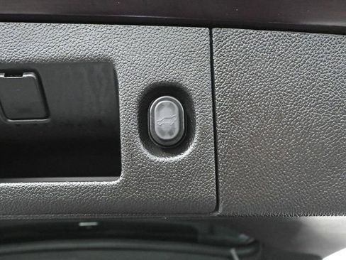 Used 2017 GMC Yukon XL Denali w/ Open Road Package image 52