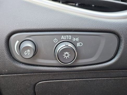 Used 2024 Chevrolet Malibu LT FWD image 20