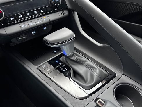 New 2026 Hyundai Elantra Sport FWD image 25