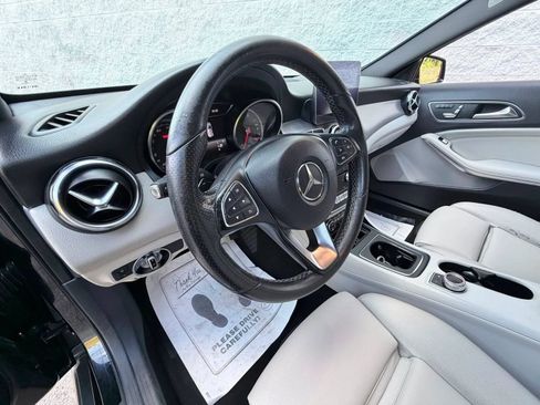 Used 2018 Mercedes-Benz GLA 250 image 20