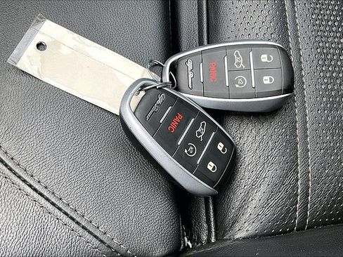 Used 2018 Alfa Romeo Giulia Ti Sport w/ Quick Order Package 22U Sport image 10