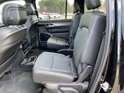 New 2026 Jeep Grand Wagoneer Limited image 7