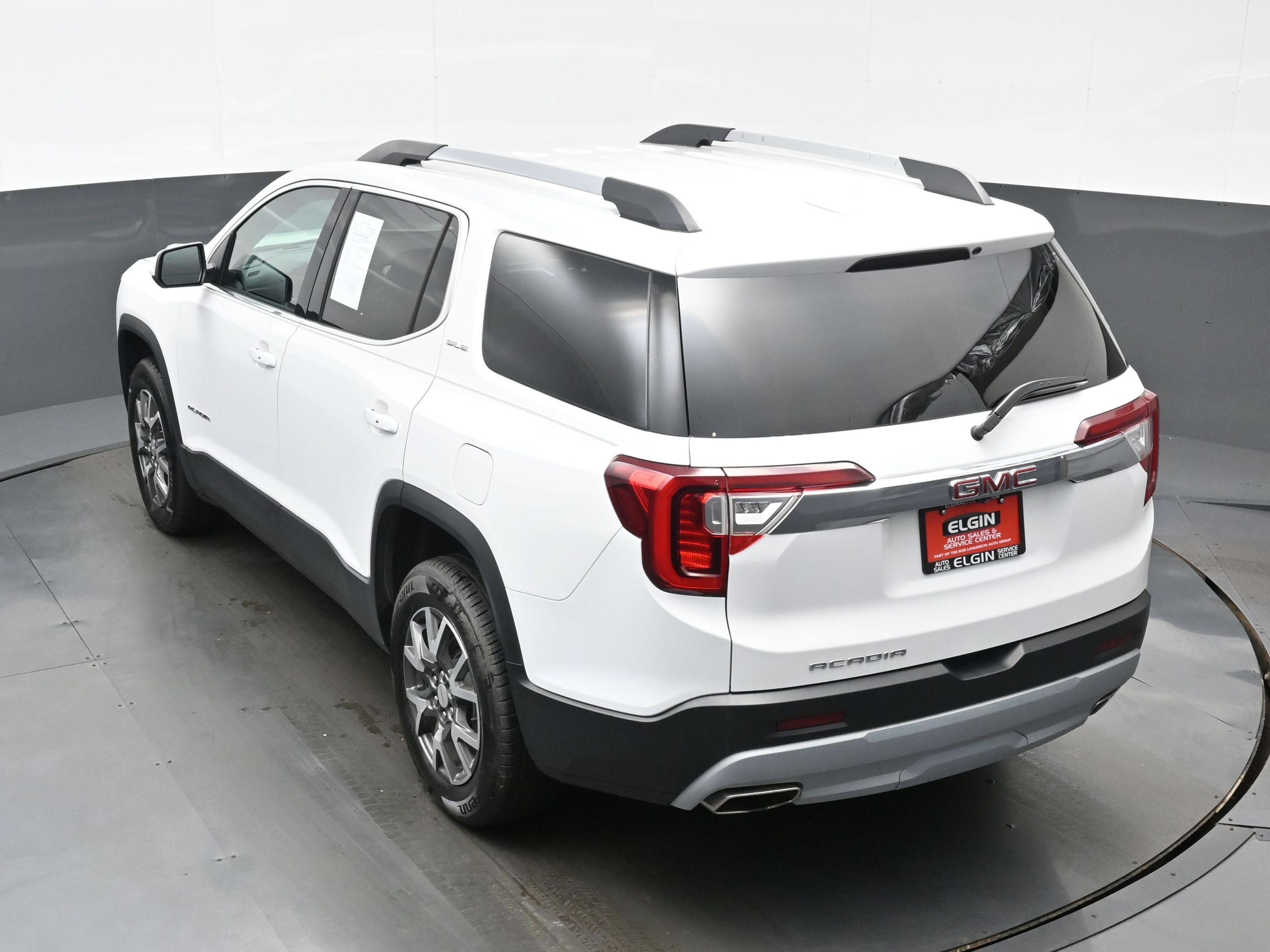 Used 2023 GMC Acadia SLE w/ Driver Convenience Package FWD image 35