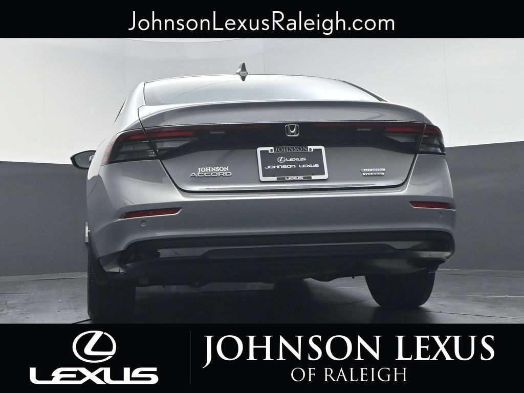 Used 2023 Honda Accord Touring image 18