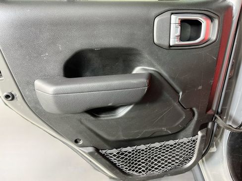 Used 2023 Jeep Gladiator Sport AWD/4WD image 29