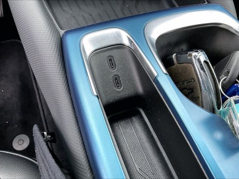 Used 2024 Chevrolet Equinox EV LT image 28