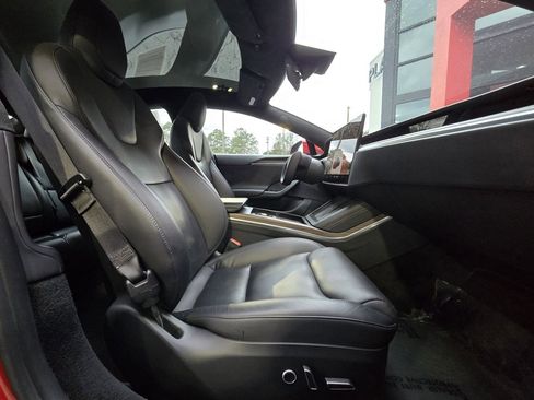 Used 2022 Tesla Model S image 19