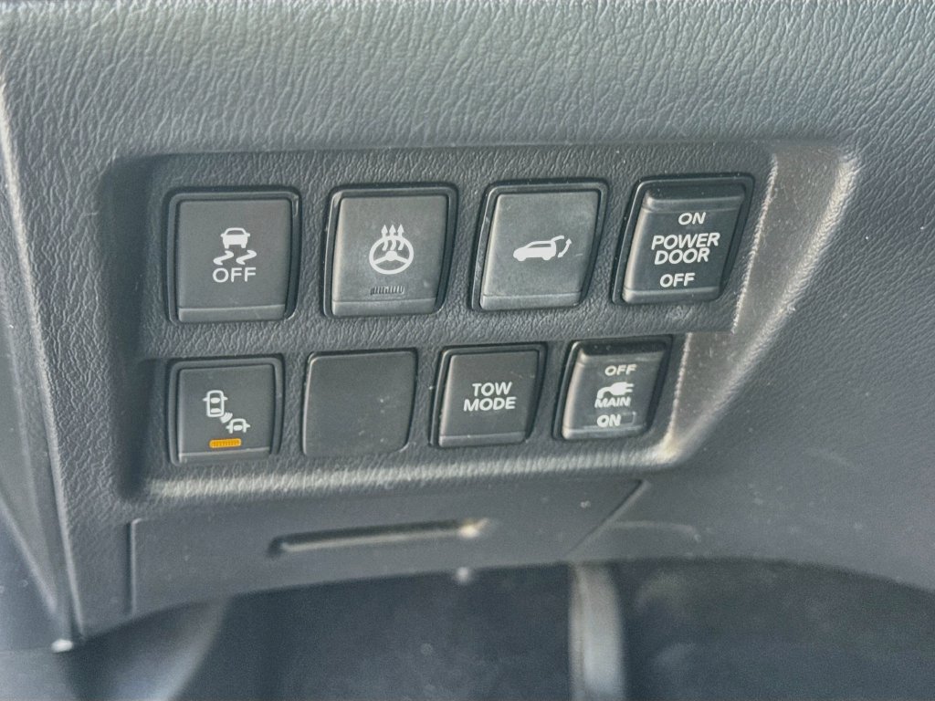 Used 2017 Nissan Pathfinder SL w/ SL Premium Package FWD image 10