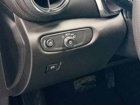 New 2026 Chevrolet Blazer LT image 10