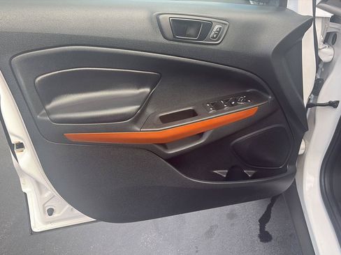 Used 2018 Ford EcoSport SES AWD/4WD image 9