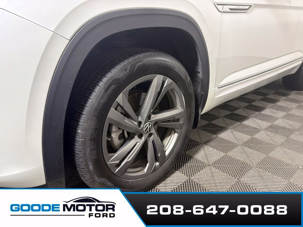 Used 2024 Volkswagen Atlas Cross Sport SEL R-Line AWD/4WD image 26
