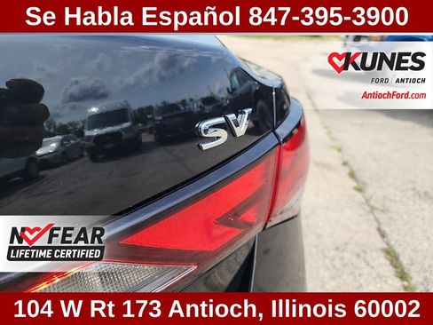 Used 2024 Nissan Sentra SV FWD image 11