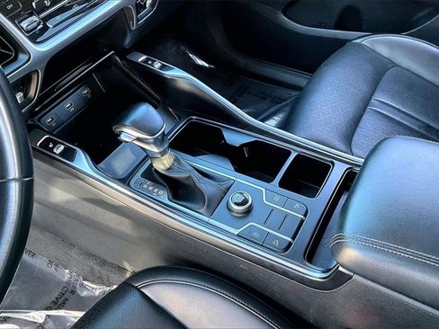 Used 2021 Kia Sorento S image 15