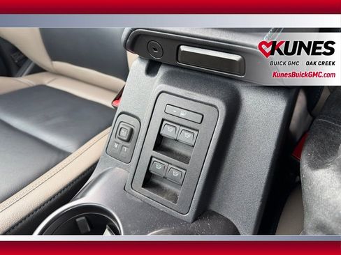 Used 2024 Ford Bronco Wildtrak AWD/4WD image 21