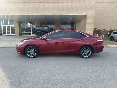 Used 2017 Toyota Camry SE