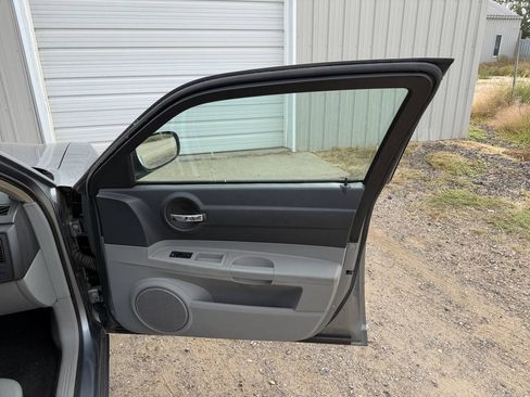 Used 2006 Dodge Charger RWD image 27