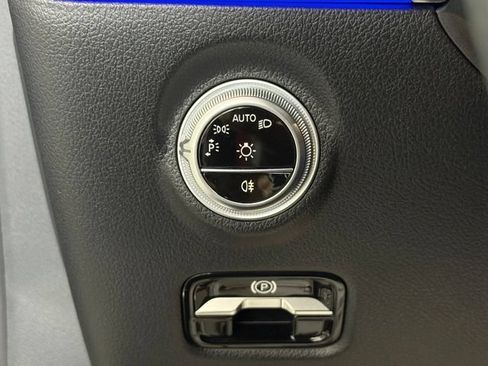 Used 2023 Mercedes-Benz C 43 AMG 4MATIC Sedan image 38