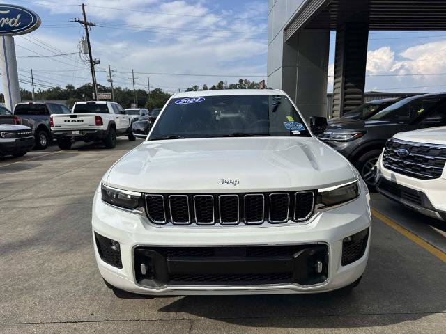 Used 2024 Jeep Grand Cherokee Overland w/ Trailer Tow Package AWD/4WD image 2