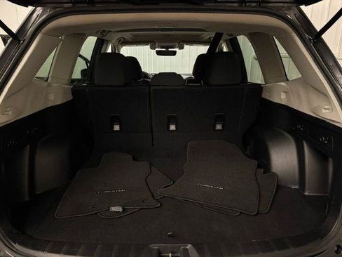 Used 2020 Subaru Forester Premium AWD/4WD image 10