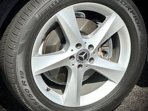 Certified 2018 Mercedes-Benz GLE 350 4MATIC image 9