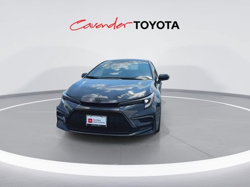Certified 2026 Toyota Corolla SE FWD image 3