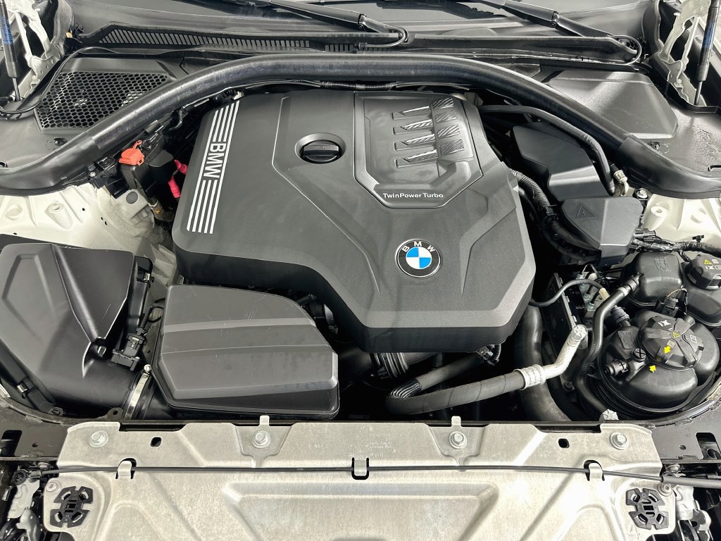 Used 2023 BMW 330i xDrive Sedan w/ Driving Assistance Package AWD/4WD image 31