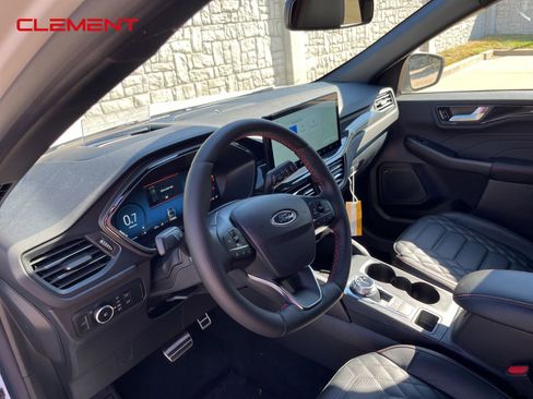 New 2024 Ford Escape ST-Line Elite w/ Premium Technology Package image 30