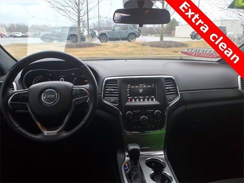 Used 2018 Jeep Grand Cherokee Laredo image 11