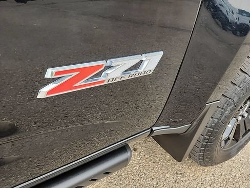 Certified 2022 Chevrolet Colorado Z71 w/ Z71 Midnight Edition AWD/4WD image 47