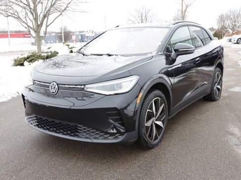 Used 2023 Volkswagen ID.4 Pro S image 10