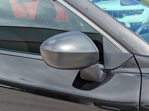 Used 2024 Nissan Rogue S FWD image 12