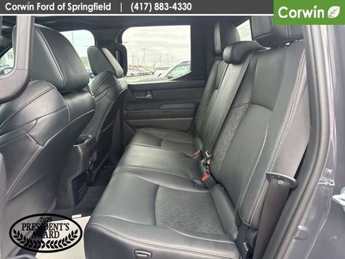 Used 2025 Toyota Tacoma Limited image 15