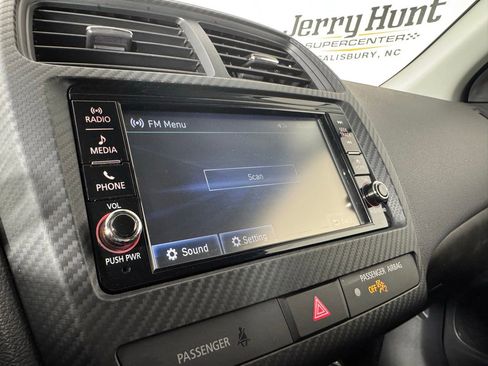 Used 2025 Mitsubishi Outlander Sport AWD image 19