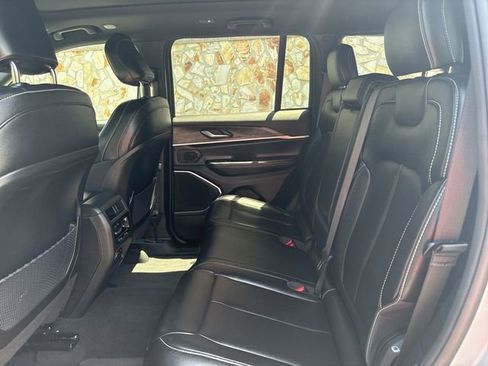 Used 2024 Jeep Grand Cherokee Limited 4xe image 34