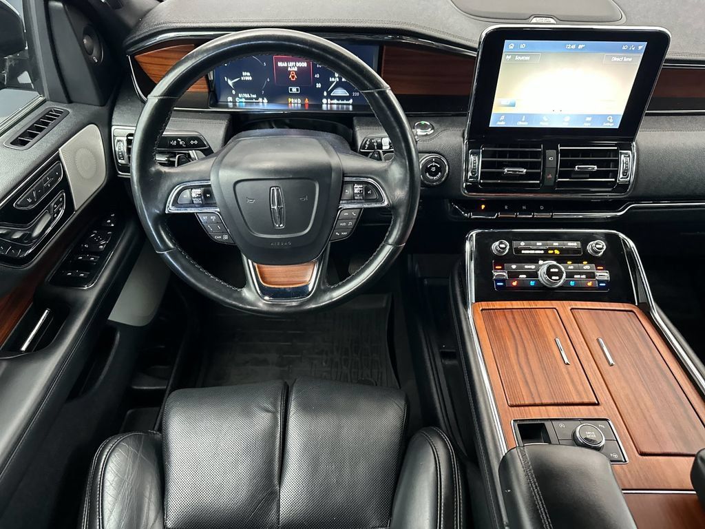 Used 2020 Lincoln Navigator Reserve AWD/4WD image 13