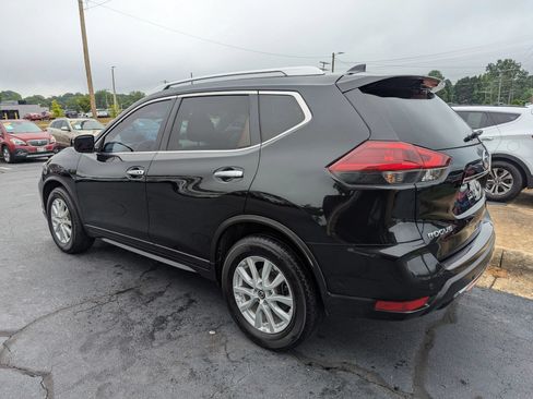 Used 2019 Nissan Rogue SV FWD image 5