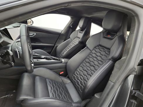 Used 2024 Audi RS e-tron GT w/ Carbon Performance Package AWD/4WD image 10