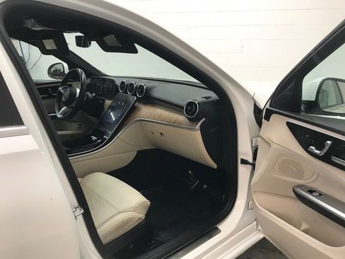 Used 2023 Mercedes-Benz C 300 4MATIC Sedan image 34