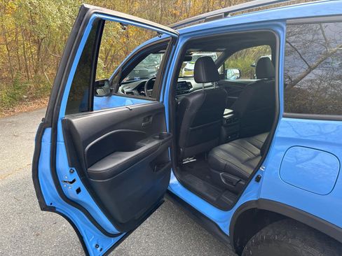 Used 2024 Honda Passport TrailSport image 32