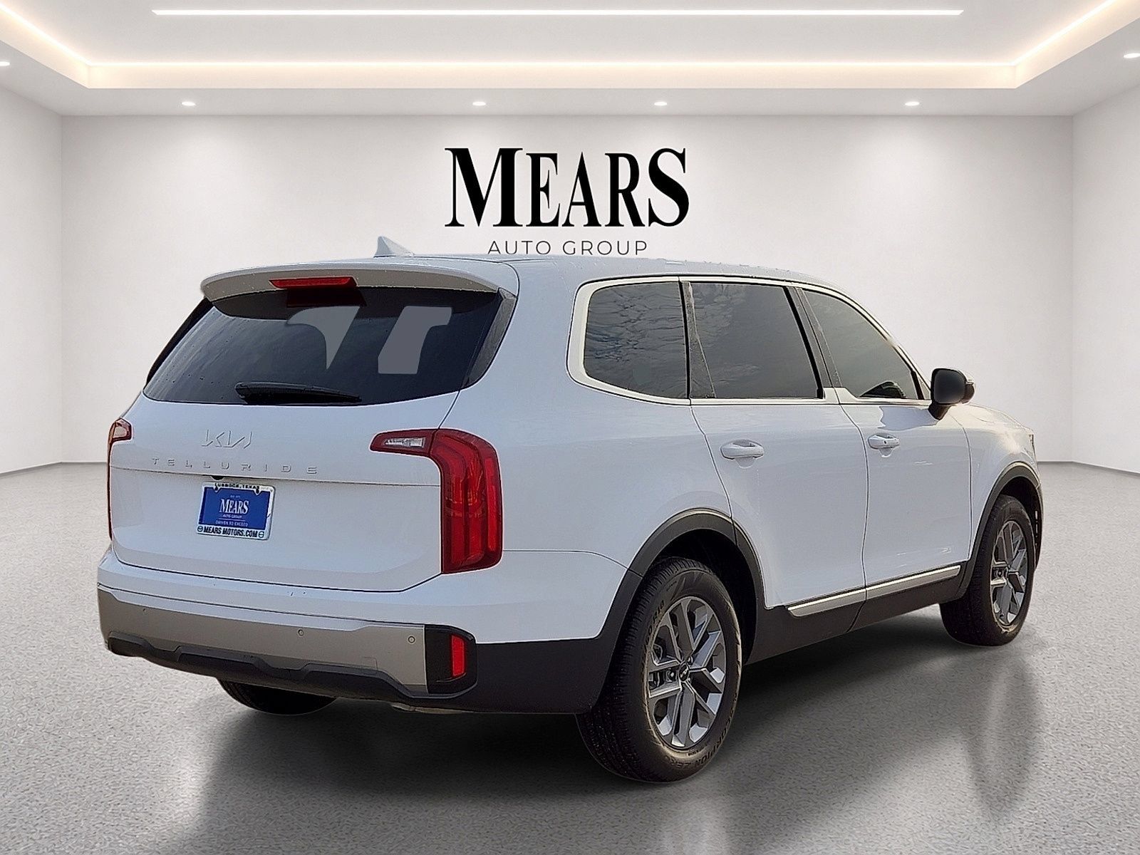 Used 2025 Kia Telluride LX FWD image 5