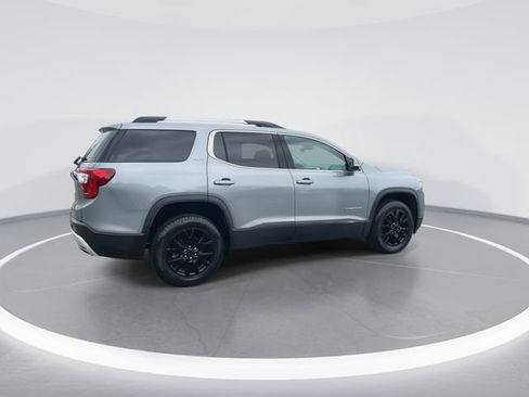 Used 2023 GMC Acadia SLT FWD image 8