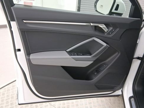 New 2025 Audi Q3 2.0T Premium image 20