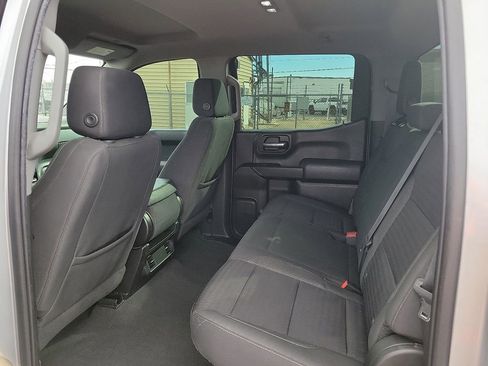 Used 2022 Chevrolet Silverado 1500 Custom image 8