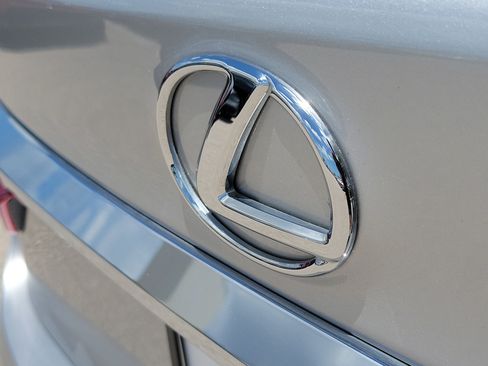 Used 2017 Lexus ES 350 w/ Premium Package FWD image 8