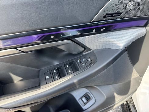 Used 2024 BMW i5 M60 w/ Premium Package image 20